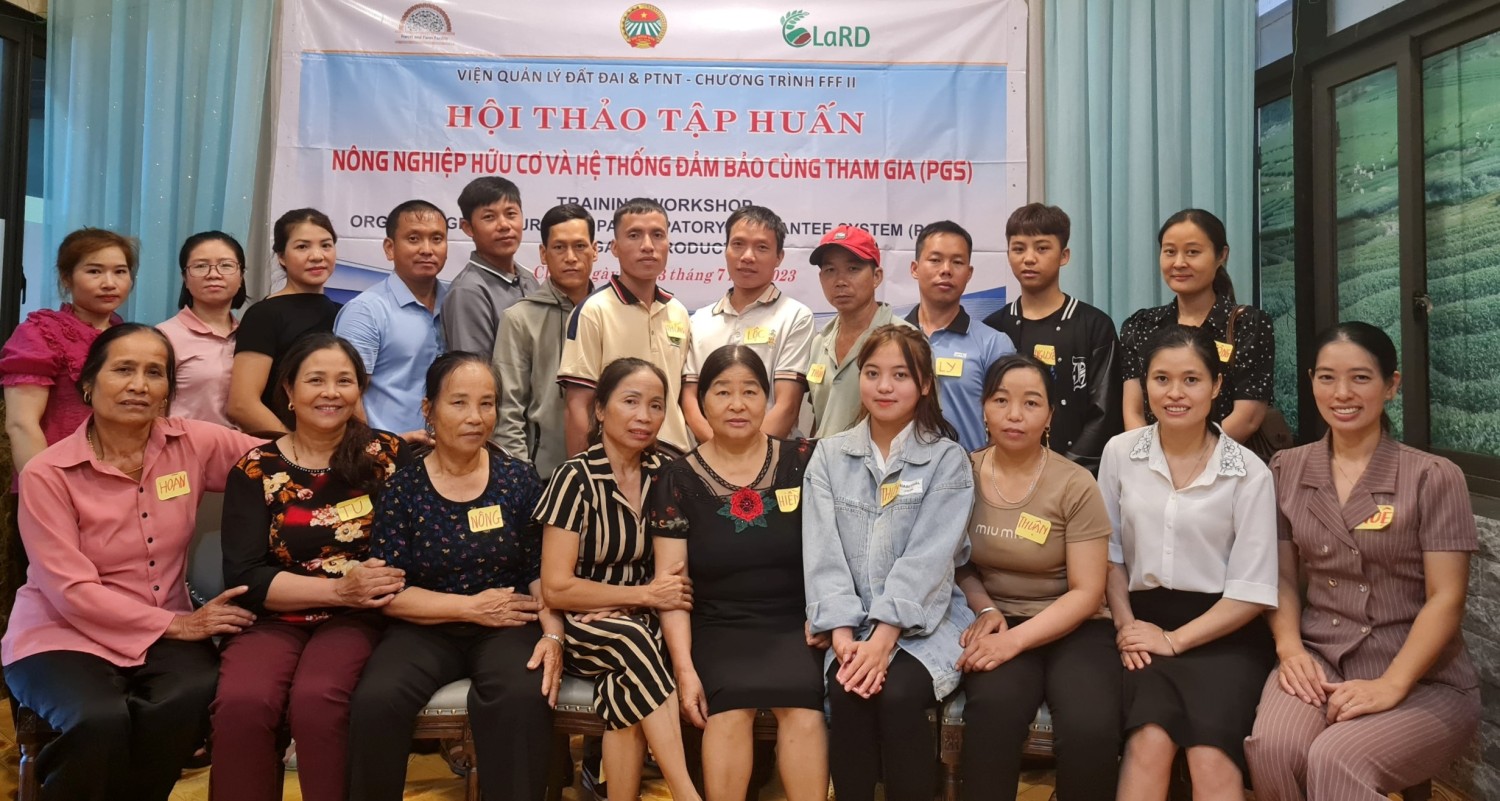 Tập huấn Đào tạo về Nông nghiệp hữu cơ và Hệ thống đảm bảo cùng tham gia (PGS) tại huyện Mộc Châu, tỉnh Sơn La - Training on Organic agriculture and Participatory guarantee system (PGS) in Moc Chau district, Son La Province